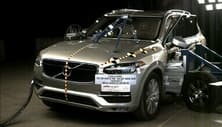 NHTSA Side impact test of the 2019 Volvo Xc90 T5