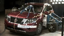 NHTSA Side impact test of the 2019 Nissan Pathfinder