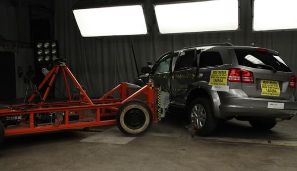 NHTSA Side impact test of the 2019 Dodge Journey