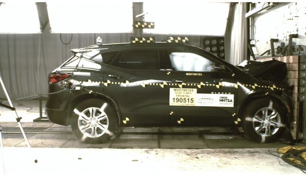 NHTSA Frontal impact test of the 2020 Chevrolet Blazer