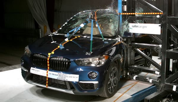 NHTSA Side pole test of the 2021 BMW X1