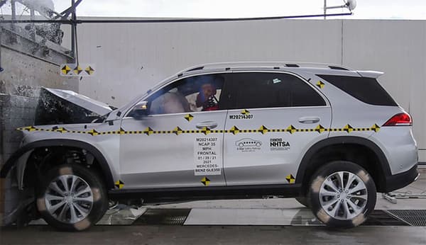 NHTSA Frontal impact test of the 2021 Mercedes-Benz Gle Class