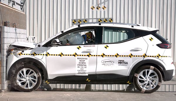 NHTSA Frontal impact test of the 2022 Chevrolet Bolt Euv