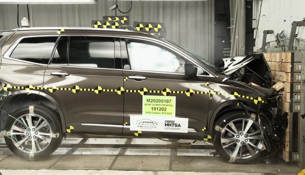 NHTSA Frontal impact test of the 2022 Cadillac XT6