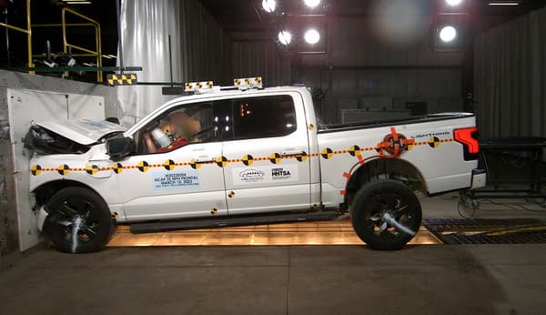 NHTSA Frontal impact test of the 2023 Ford F-150 Lightning BEV