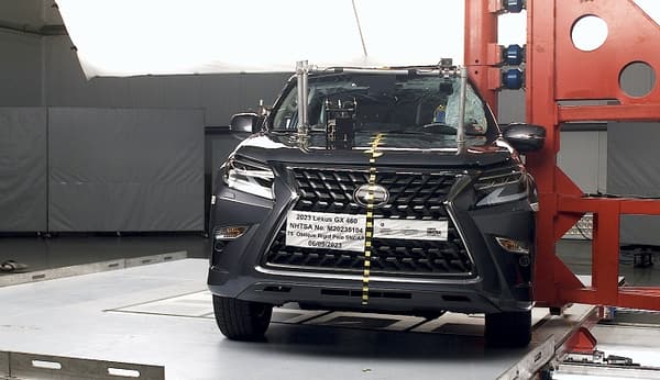 NHTSA Side pole test of the 2023 Lexus GX 460