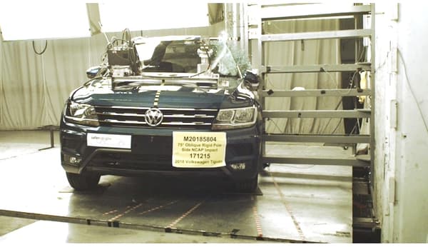 NHTSA Side pole test of the 2024 Volkswagen Tiguan