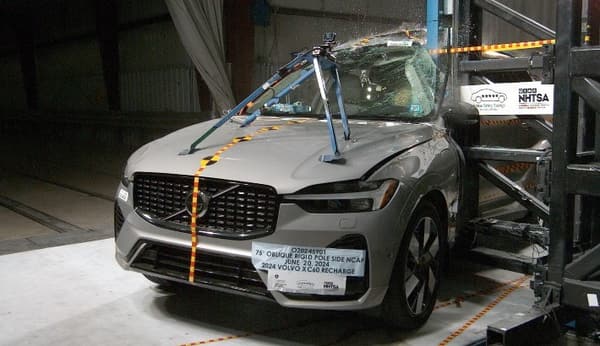 NHTSA Side pole test of the 2024 Volvo Xc60 Recharge