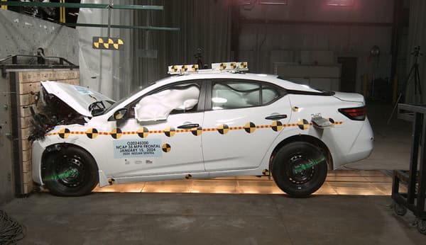 NHTSA Frontal impact test of the 2024 Nissan Sentra