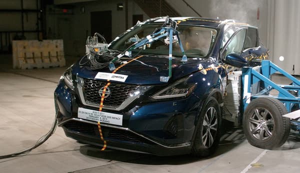 NHTSA Side impact test of the 2024 Nissan Murano