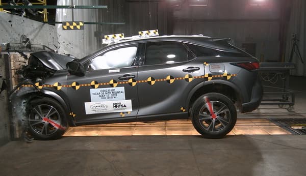 NHTSA Frontal impact test of the 2025 Lexus RX 350