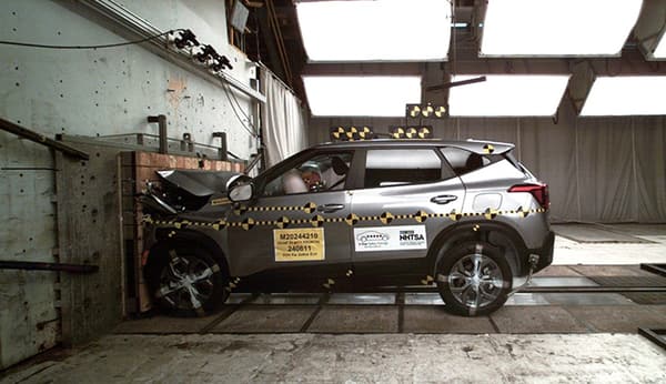 NHTSA Frontal impact test of the 2025 Kia Seltos