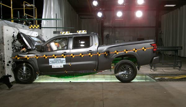 NHTSA Frontal impact test of the 2025 Nissan Frontier