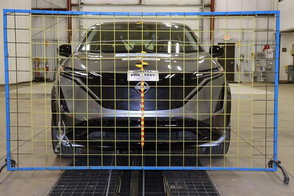 NHTSA Frontal impact test of the 2026 Nissan Ariya