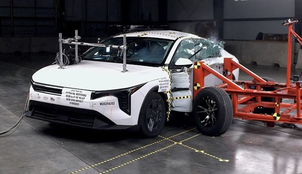 NHTSA Side impact test of the 2026 Kia K4