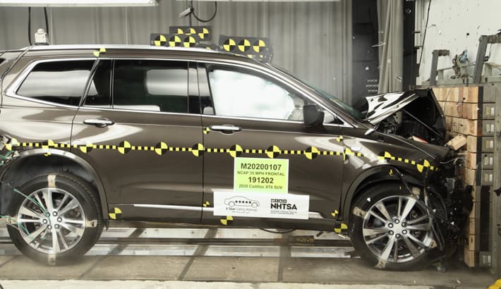 NHTSA crash test of the 2020 Cadillac XT6