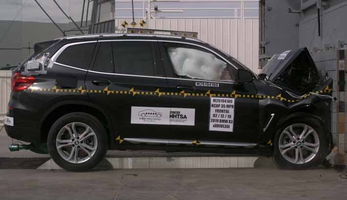 NHTSA crash test of the 2023 BMW X3