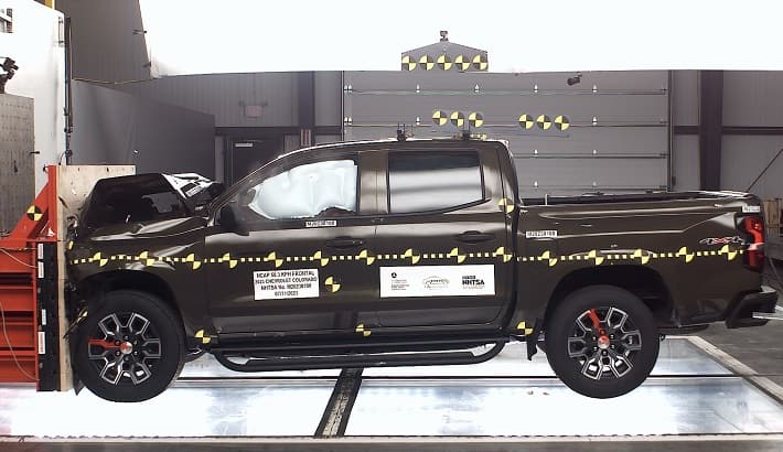 NHTSA crash test of the 2024 Chevrolet Colorado