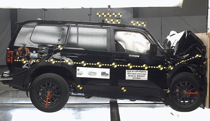 NHTSA crash test of the 2025 Toyota Land Cruiser