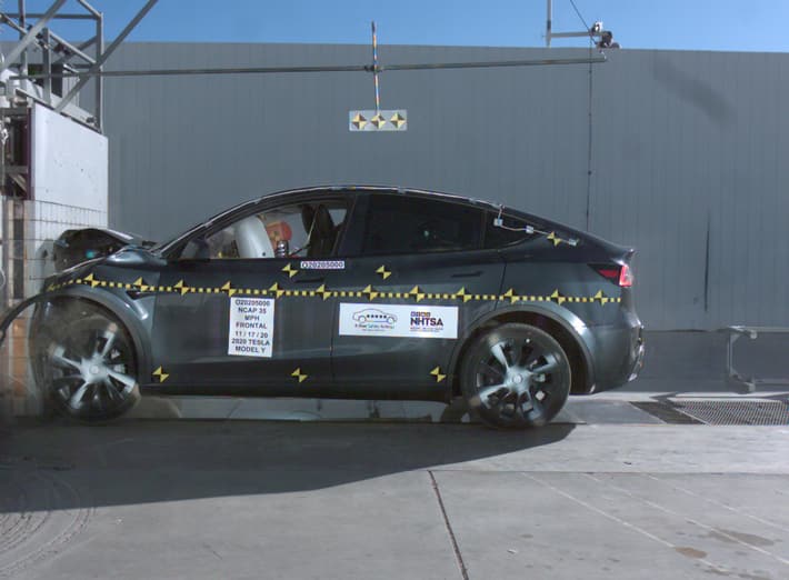 NHTSA crash test of the 2025 Tesla Model Y