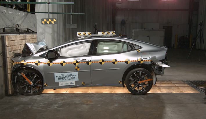 NHTSA crash test of the 2026 Toyota Prius PHEV