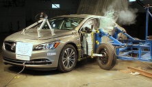 NHTSA Side impact test of the 2019 Buick Lacrosse