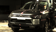 NHTSA Side pole test of the 2019 Mitsubishi Outlander