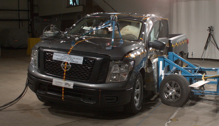 NHTSA Side impact test of the 2019 Nissan Titan
