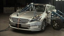 NHTSA Side impact test of the 2019 Hyundai Sonata