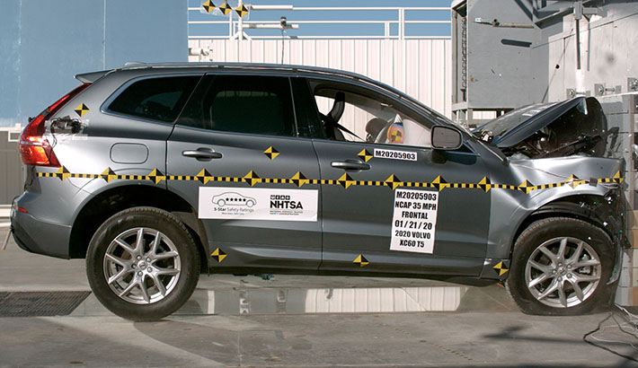 NHTSA crash test of the 2020 Volvo Xc60 T5