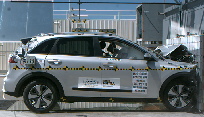 NHTSA crash test of the 2020 Kia Niro