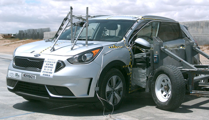 NHTSA Side impact test of the 2020 Kia Niro