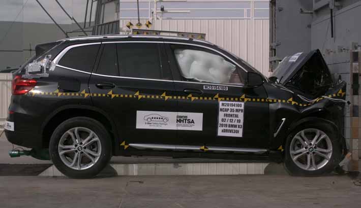 NHTSA crash test of the 2020 BMW X3