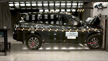 NHTSA crash test of the 2020 Nissan Pathfinder