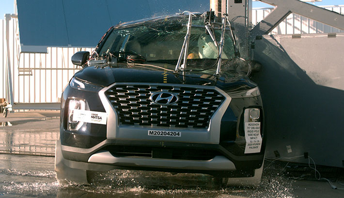 NHTSA Side pole test of the 2020 Hyundai Palisade