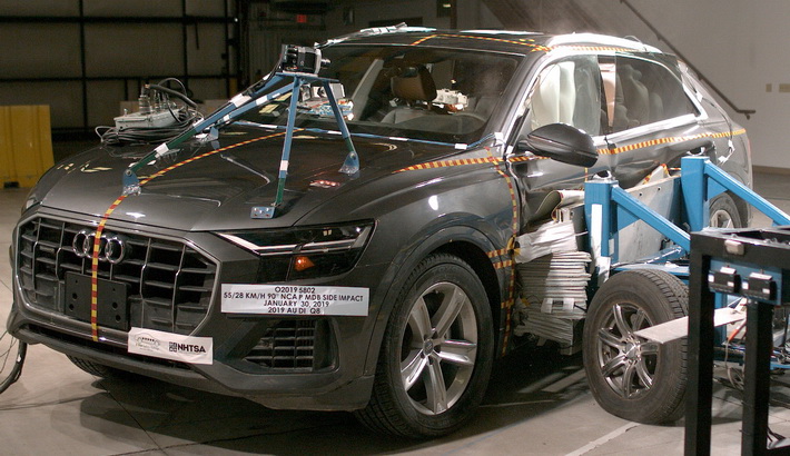 NHTSA Side impact test of the 2020 Audi Q8