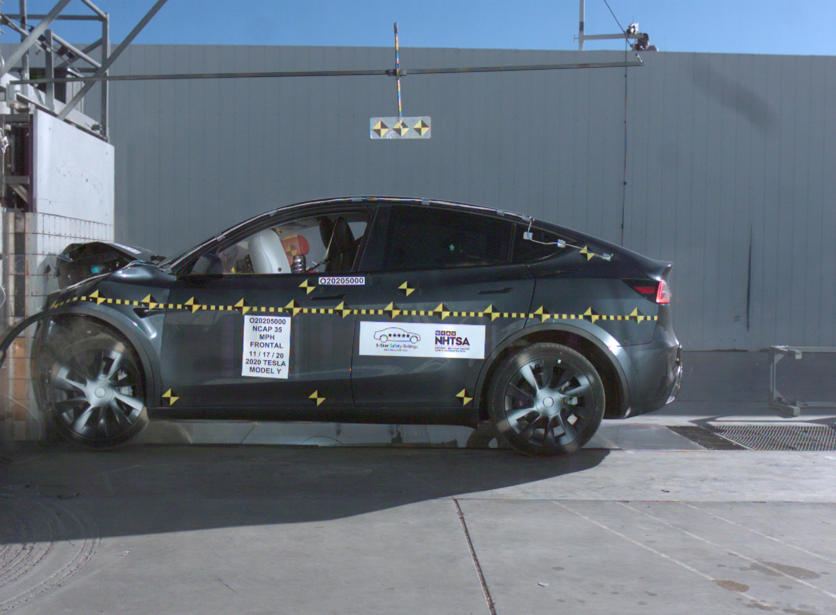 NHTSA crash test of the 2020 Tesla Model Y