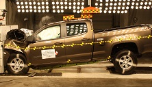 NHTSA crash test of the 2021 Chevrolet Colorado