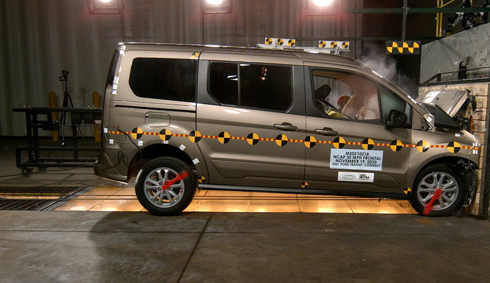 NHTSA crash test of the 2021 Ford Transit Connect