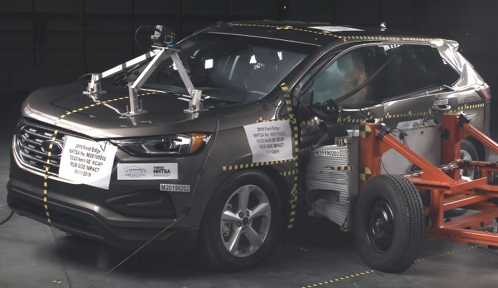 NHTSA Side impact test of the 2021 Ford Edge