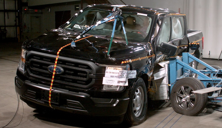NHTSA Side impact test of the 2021 Ford F-150