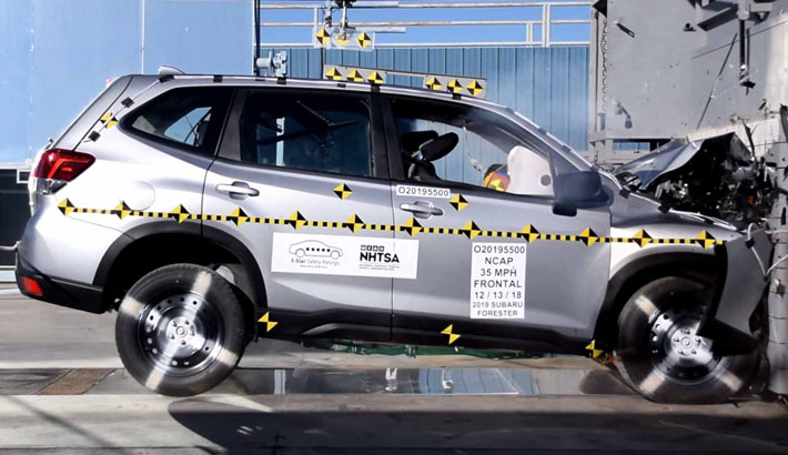 NHTSA crash test of the 2021 Subaru Forester