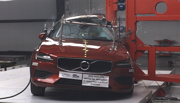 NHTSA Side pole test of the 2021 Volvo S60 T6