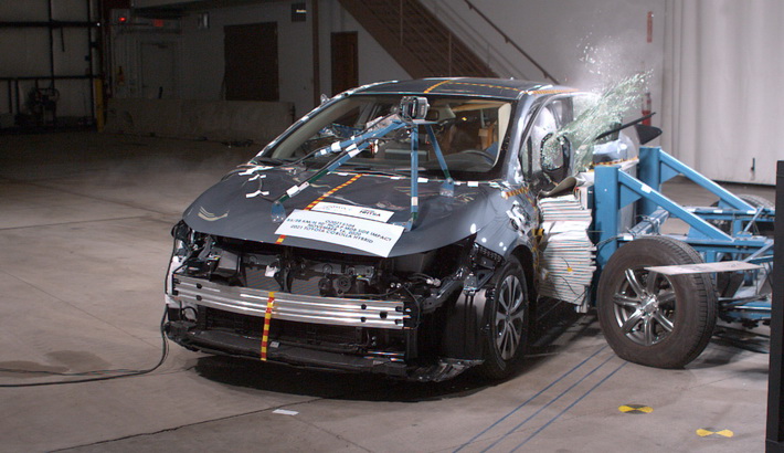NHTSA Side impact test of the 2021 Toyota Corolla