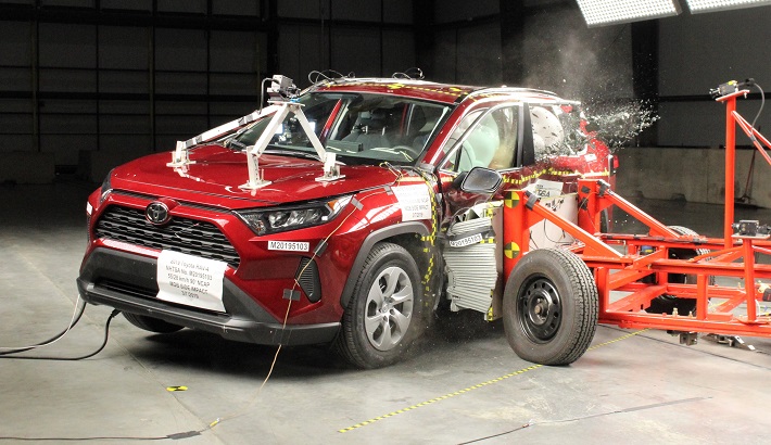 NHTSA Side impact test of the 2021 Toyota RAV4
