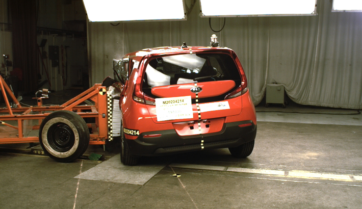 NHTSA Side impact test of the 2022 Kia Soul