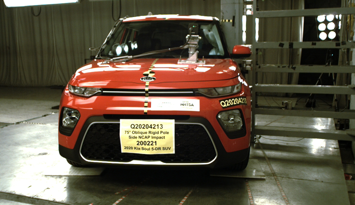 NHTSA Side pole test of the 2022 Kia Soul