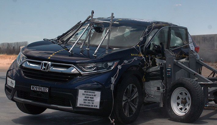NHTSA Side impact test of the 2022 Honda CR-V