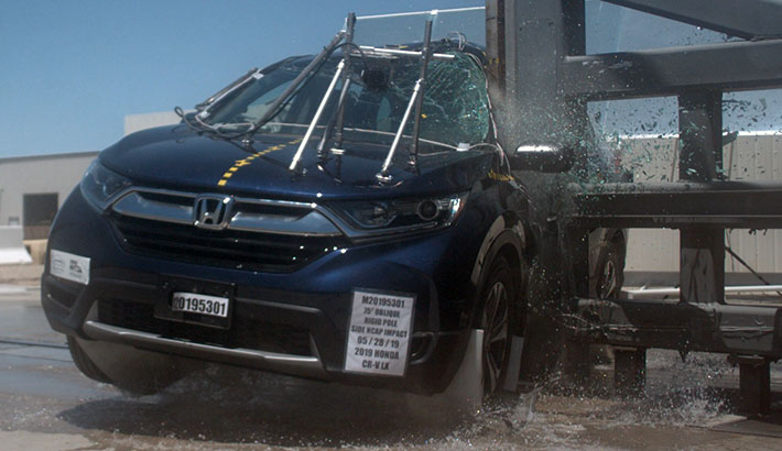NHTSA Side pole test of the 2022 Honda CR-V