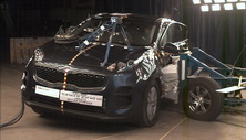 NHTSA Side impact test of the 2022 Kia Sportage